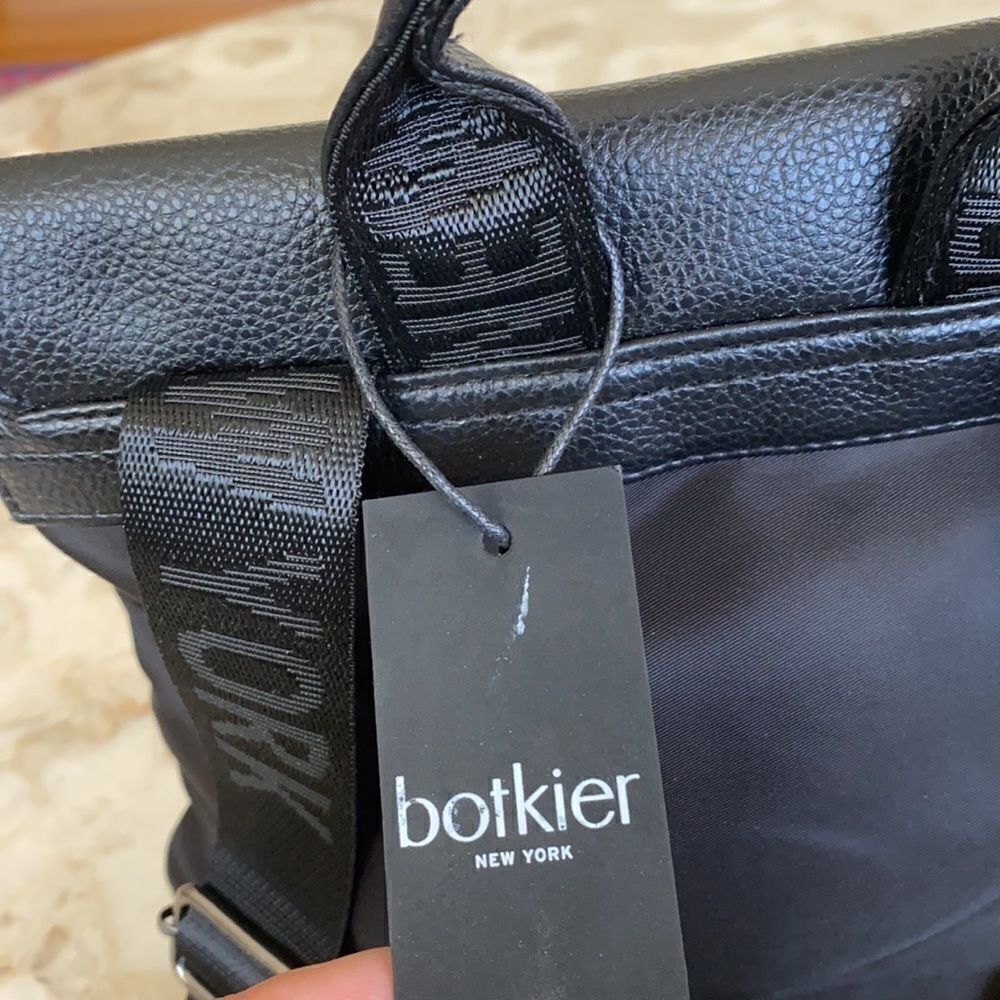 NWT Botkier New York Mini Trigger Backpack - Picture 6 of 8